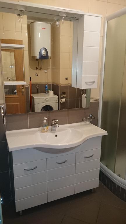 Apartment Tija Makarska Ngoại thất bức ảnh