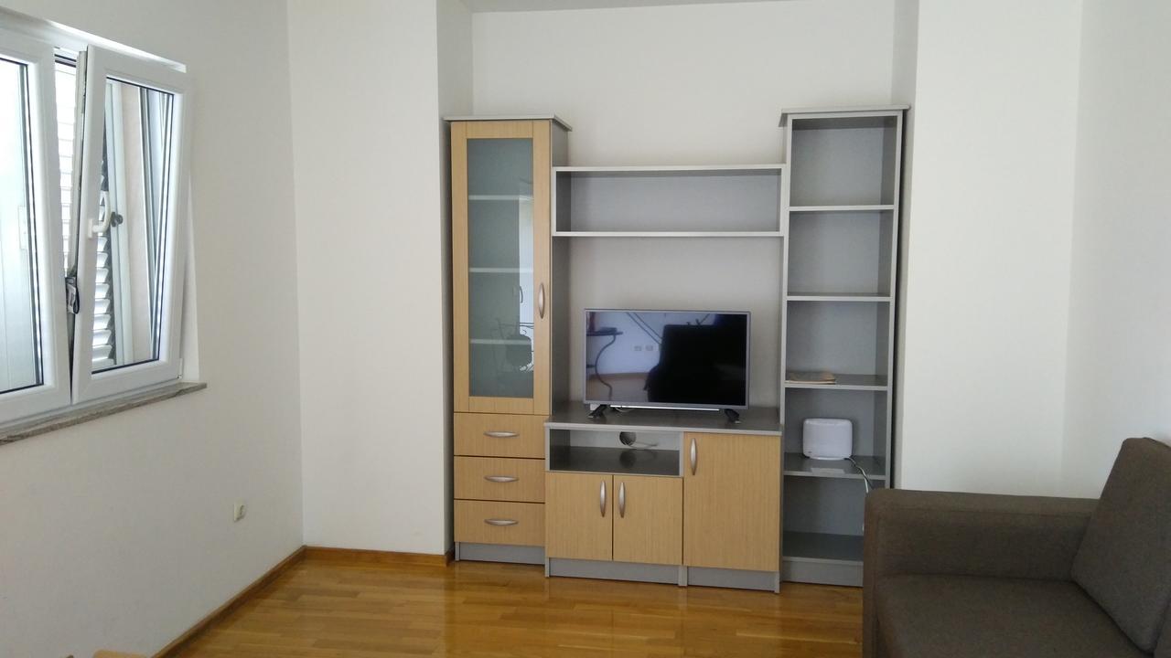 Apartment Tija Makarska Ngoại thất bức ảnh